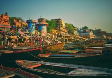 Varanasi bei einer 3 Wochen Indien Rundreise